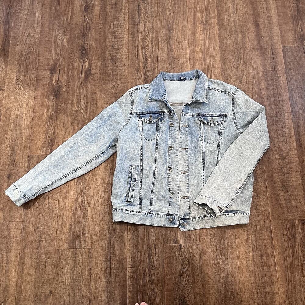 Light Wash Denim Jacket/ Extra Large/ Unisex